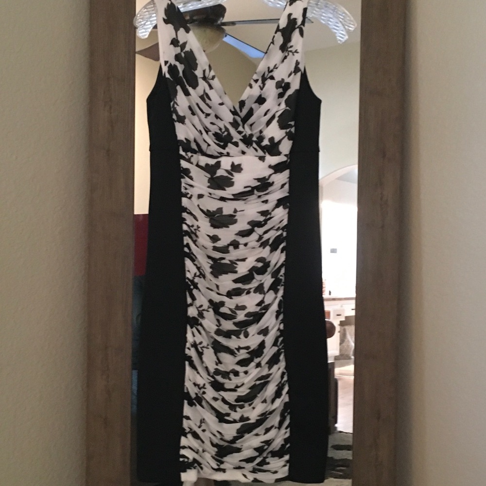 White House Black Market dress; size 4